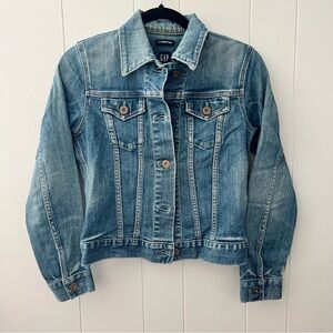 Gap Jean Jacket vintage wash XS